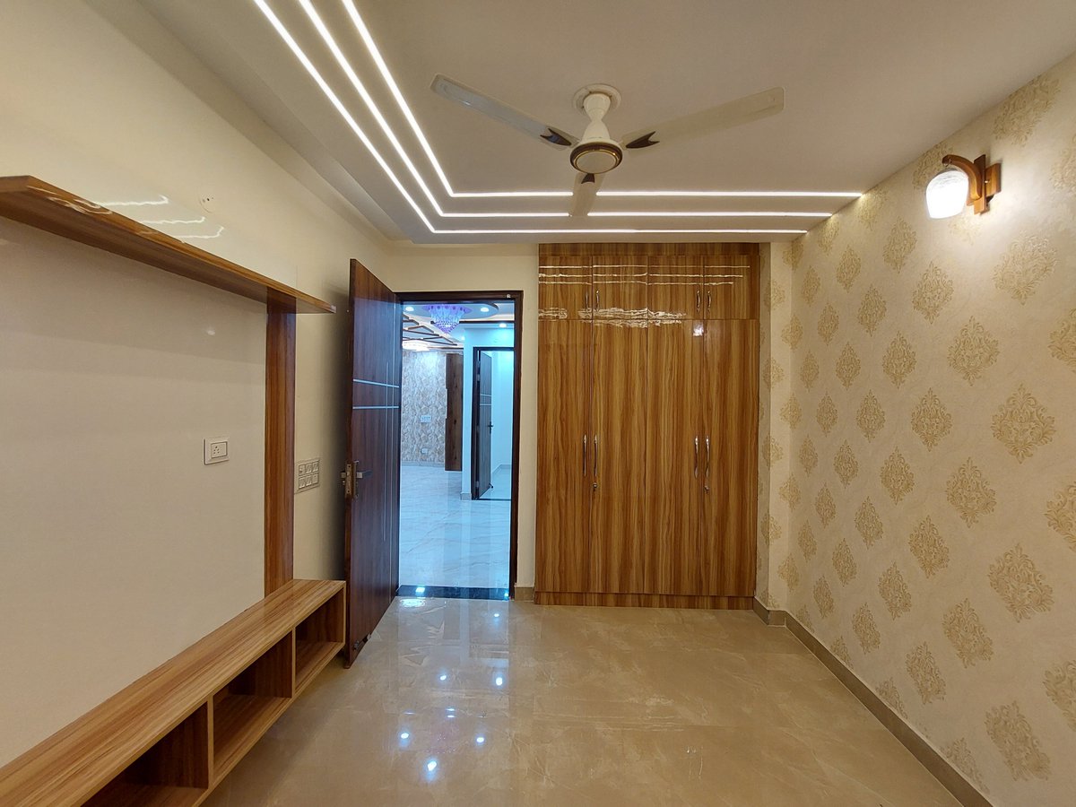 SBAPropertiesP1's tweet photo. Beautiful and Spacious 2 bhk apartment in Delhi with lift and parking near metro station. 
Immediately reserve this wonderful apartment.

#hurryup #call on 9625353911 for any query. 

#booknow #trending #photooftheday #explorepage #foryou #sbapropertiespvtltd #2bhkflatindelhi https://t.co/3g5VdCTSbX