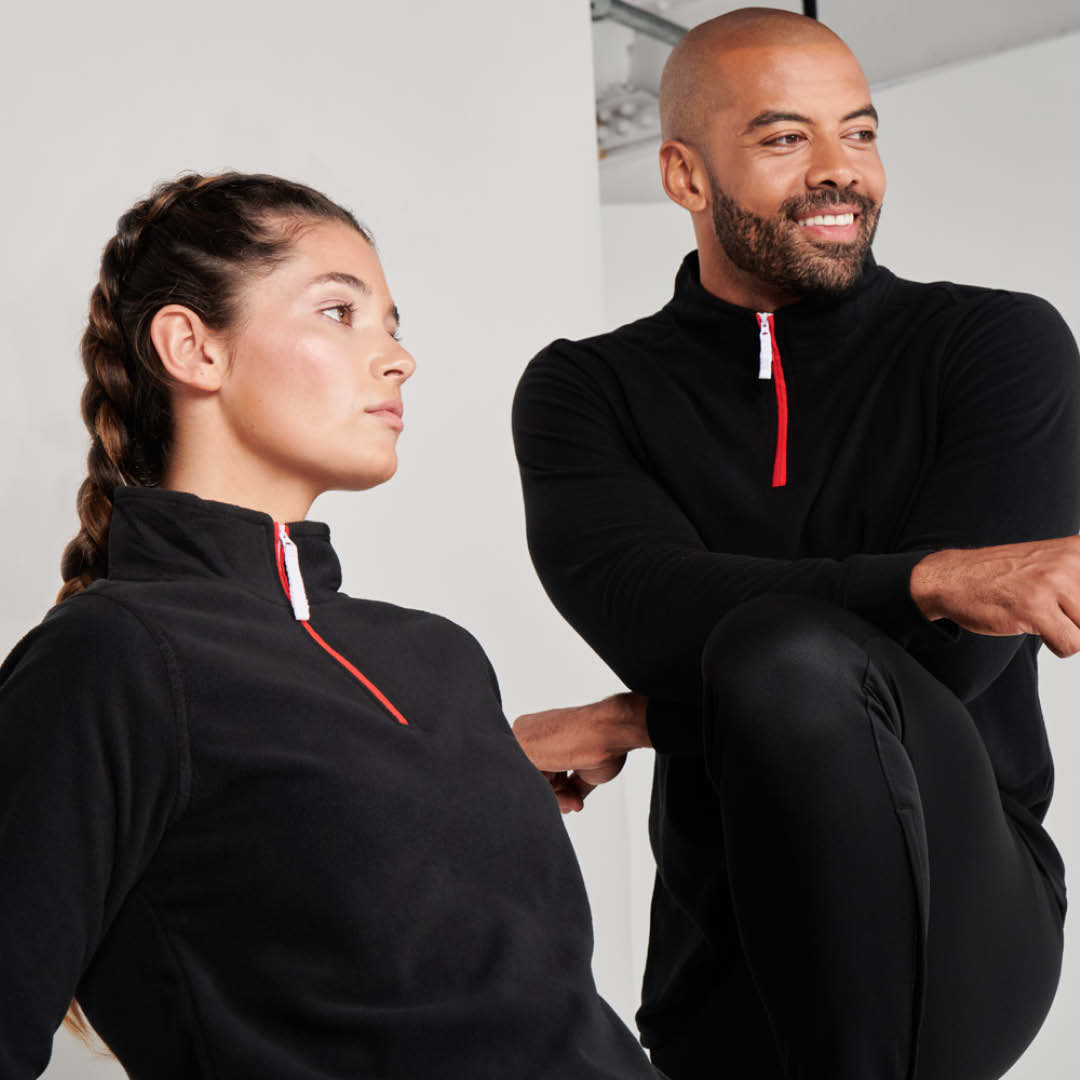 The perfect lightweight mid-layer, LV570 1/4 Zip Piped Microfleece is a lighter 140gsm- ideal for extra warmth. 

#midlayer #warmth #findenandhales #teamwear #workwear #fleece #henburybrands