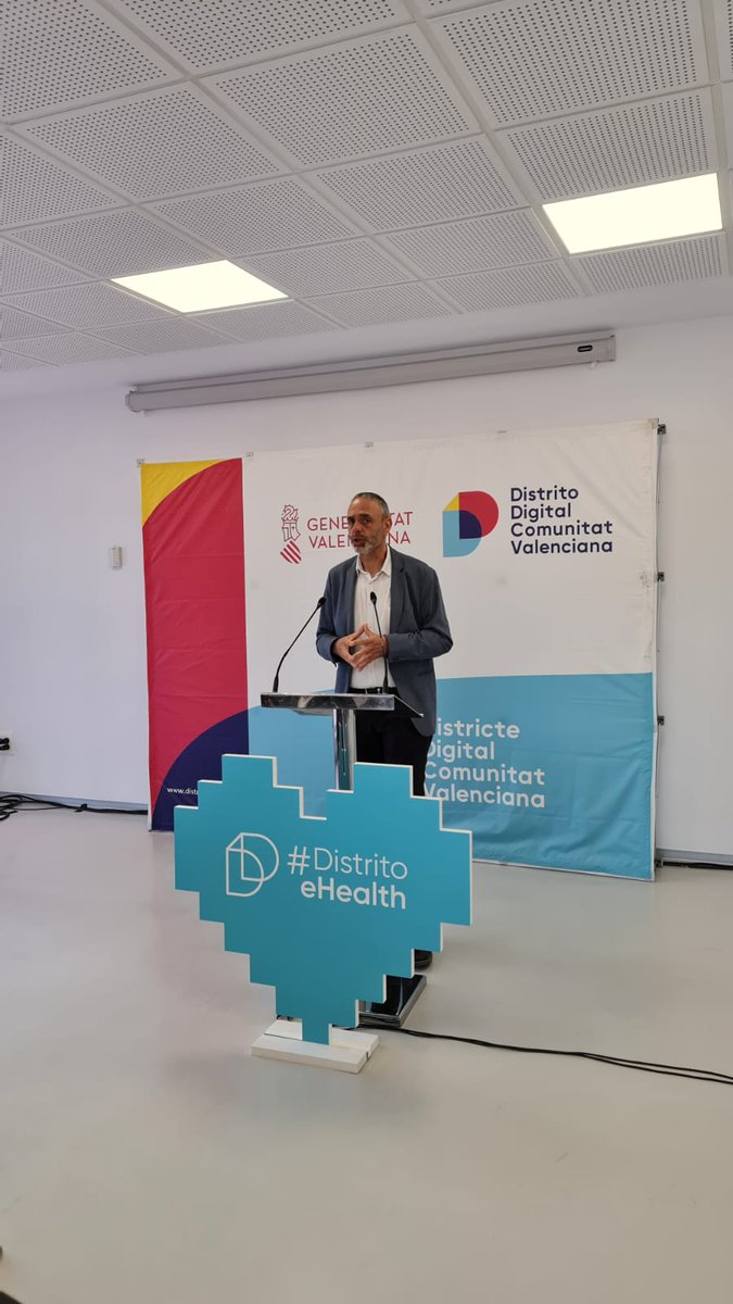 TechFabLabCV's tweet photo. El programa de #InnovaciónAbiertaDDCV en el sector #Salud se materializa hoy, tras un año de trabajo, con la apertura del nuevo hub #DistritoeHealth en #Gandia 💪
Inauguramos esta nueva sede con la bienvenida por parte de @jitorreg DG para el Avance de la Sociedad Digital. https://t.co/a1VPxcuEJf