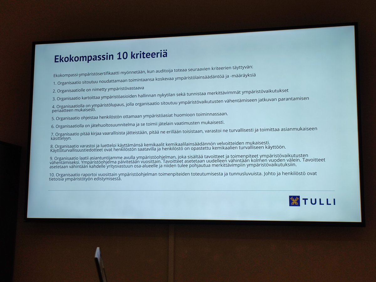 SuomenTulli's tweet photo. ☘️ Ekokompassi-ympäristöjärjestelmän käyttöönotto etenee!

Ensimmäinen auditointi järjestettiin Tullin toimitiloissa 23.11. ja saamamme palaute on pääasiassa hyvää, vaikka kehityskohteitakin löytyy. Auditointi jatkuu Vuosaaressa 2.12.

#AstettaAlemmas #ekokompassi #vastuullisuus https://t.co/sYiakmPuAa