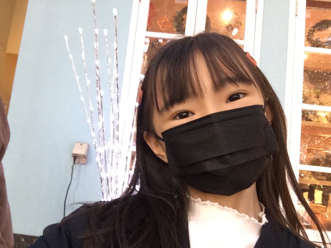 岩本ひまりのTwitter画像35