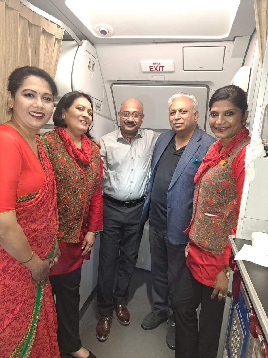 C_P_Gurnani's tweet photo. Nostalgia on an @airindiain flight today as passengers cheered a special moment..

3 ladies who had taken VRS, walked the aisle for the last time in uniform after 35 years of service...they were working till the last minute.. 

Thank you &amp; best wishes Sanchita, Indira &amp; Nandita https://t.co/3e2powZAjf