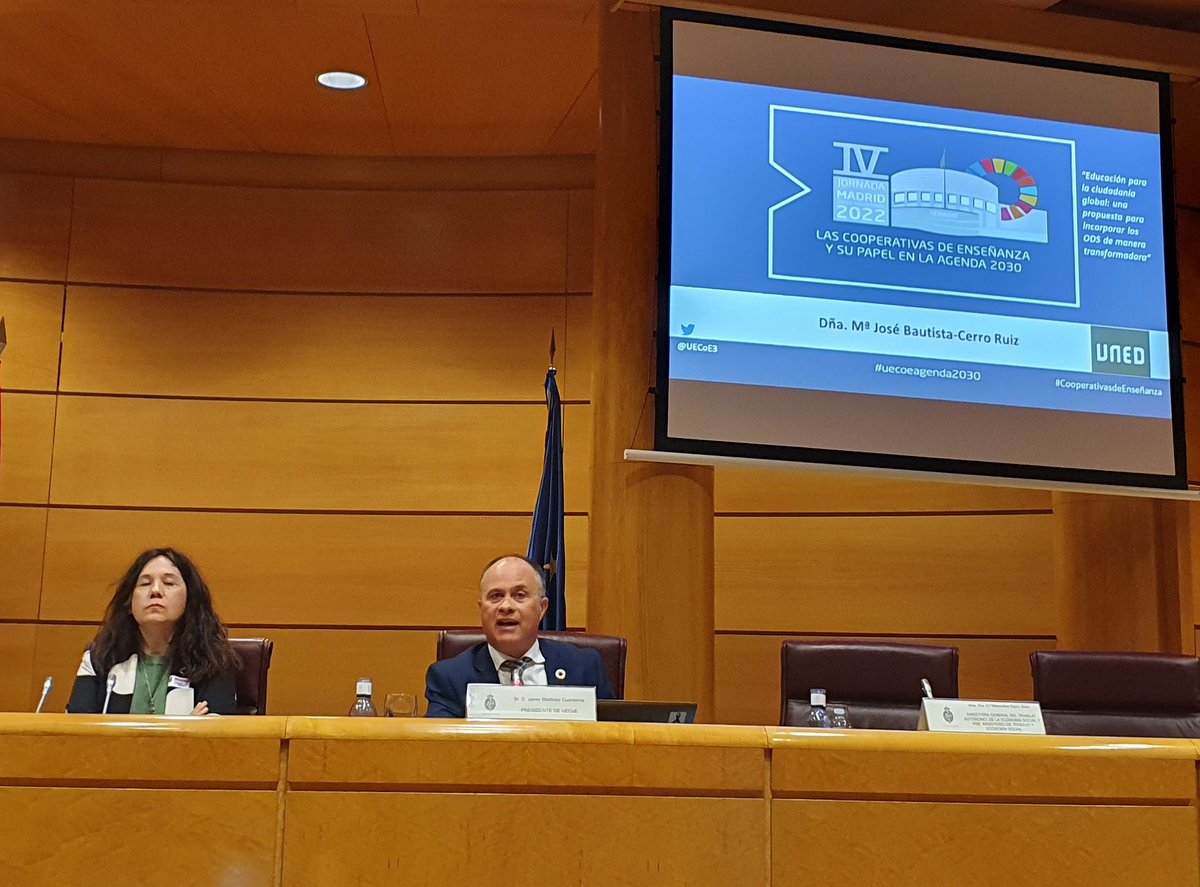 En la IV Jor “Las #CooperativasdeEnseñanza y su papel en la #Agenda2030 @mjbautistac vicedecana de Ord. Acad., Sosten.y Calidad de <a href="/UNED/">UNED</a> intervino con su ponencia “Educación para la ciudadanía global:Una propuesta para incorporar los ODS de manera transformadora”
#uecoeagenda2030
