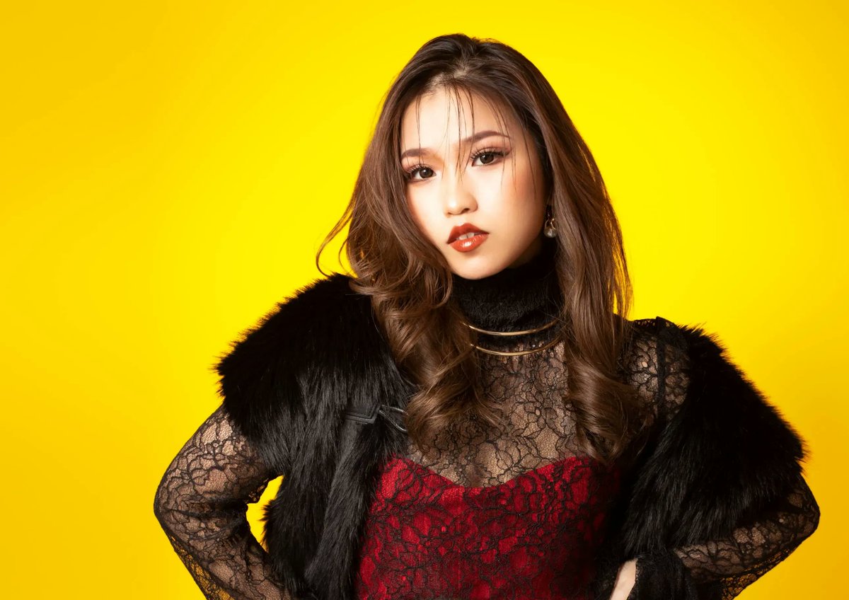 virginmusicJP's tweet photo. ハスキーでソウルフルな歌声でファンを魅了するMeikが、明日11月30日(水)に新曲「Dance Forever」をリリース!ベルリン在住の音楽クリエイター、IKU(ex.APHOTEAKE)との共作で、自身初のウインターソング❄
11月30日(水)午前0時 には同曲のMVもプレミア公開📽
https://t.co/z5YJ91AyOd
@meik_0817 https://t.co/WLQXOWXWMK