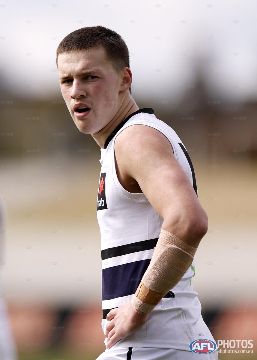 It doesn't feel like that long ago that Boomer Harvey broke the all-time games record and Cooper was right there beside him. 

Now his son Cooper is a Roo!

#AFLDraft
