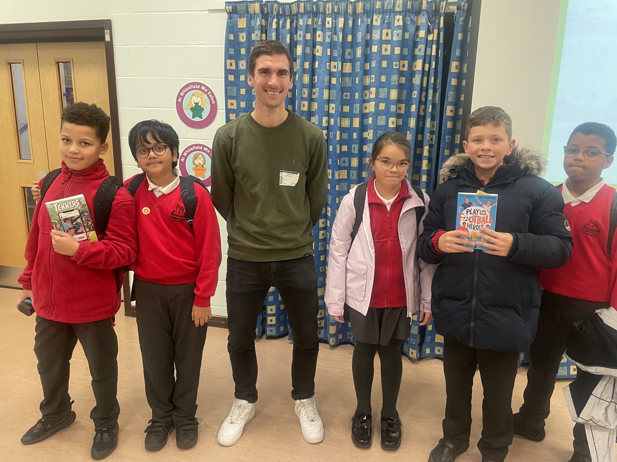 An amazing writing workshop by <a href="/sethburkett/">Seth Burkett</a> 

Our Year 6 Parklea children had an amazing time writing biographies, autobiographies and learning how to be a ghost writer.