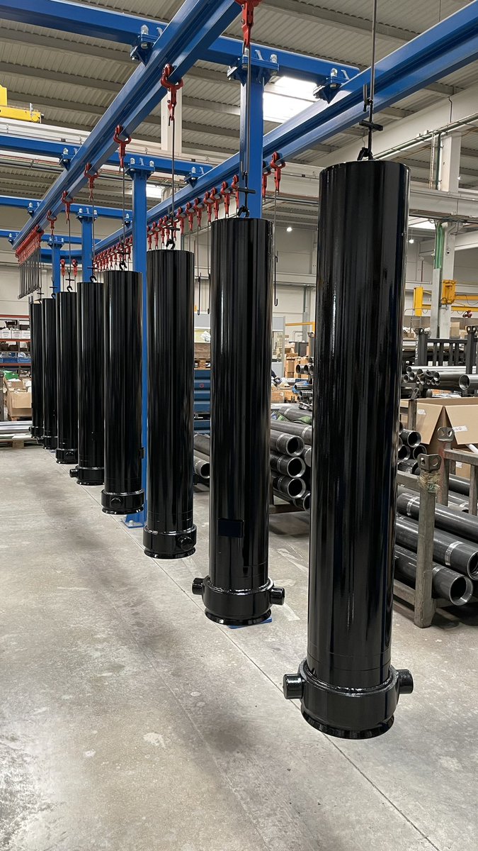 CILINDROS HIDRÁULICOS FERRUZ🇪🇸

🔻cilindro frontal
🔻cilindro telescópico
🔻cilindro una expansión 
🔻cilindro especial doble efecto
🔻cilindro simple y doble efecto standard

📲 976 410 221
📧 ferruz@ferruz.com 
🌐 ferruz.com/cilindros/

#ferruz #grupoferruz