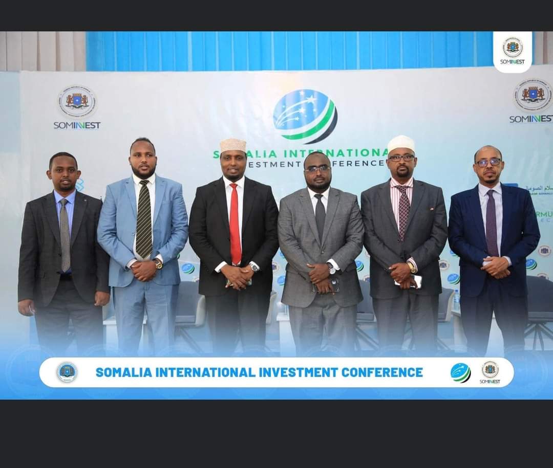 HonAbdirahmanA's tweet photo. Attending Somalia International Investment Conference organised by @MoPIED_Somalia to explore the investment opportunities in Somalia to the international investors. Thanks @Invest_Somalia for the commendable work and we are committed to support in this journey. https://t.co/uHFxQaxOH8