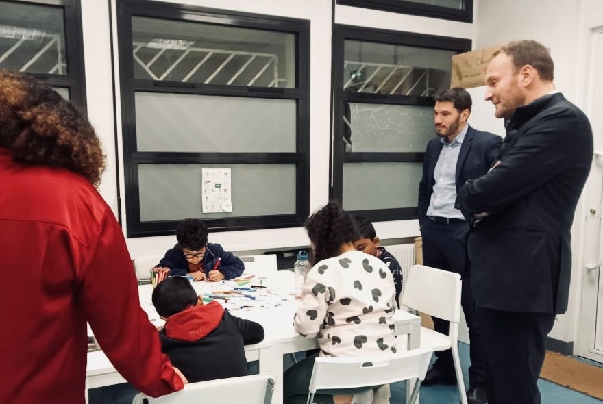 Ardian Foundation (@ardian_fdn) on Twitter photo Emmanuel et Rafik, chefs de projet au sein de notre #fondation, ont rendu visite hier aux #enfants accompagnés par <a href="/MCMA_Officiel/">Ma Chance Moi Aussi</a> à l'établissement de Drancy que nous soutenons.
Au programme : ateliers d'échecs, compréhension des émotions, etc. De belles initiatives !
#mécénat Emmanuel et Rafik, chefs de projet au sein de notre #fondation, ont rendu visite hier aux #enfants accompagnés par <a href="/MCMA_Officiel/">Ma Chance Moi Aussi</a> à l'établissement de Drancy que nous soutenons.
Au programme : ateliers d'échecs, compréhension des émotions, etc. De belles initiatives !
#mécénat