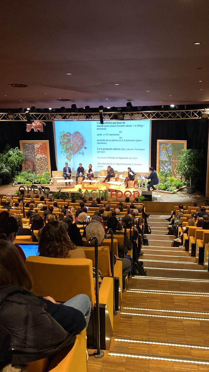 Il existe une complémentarité entre les protéines animales et végétales. Il important d’avoir une alimentation variée et notamment de diversifier l’apport en protéines. ”50% animale 50% végétale, c’est pas mal“ #nathaliehutteerlardeau #agrifood #openagrifood #Alimentation