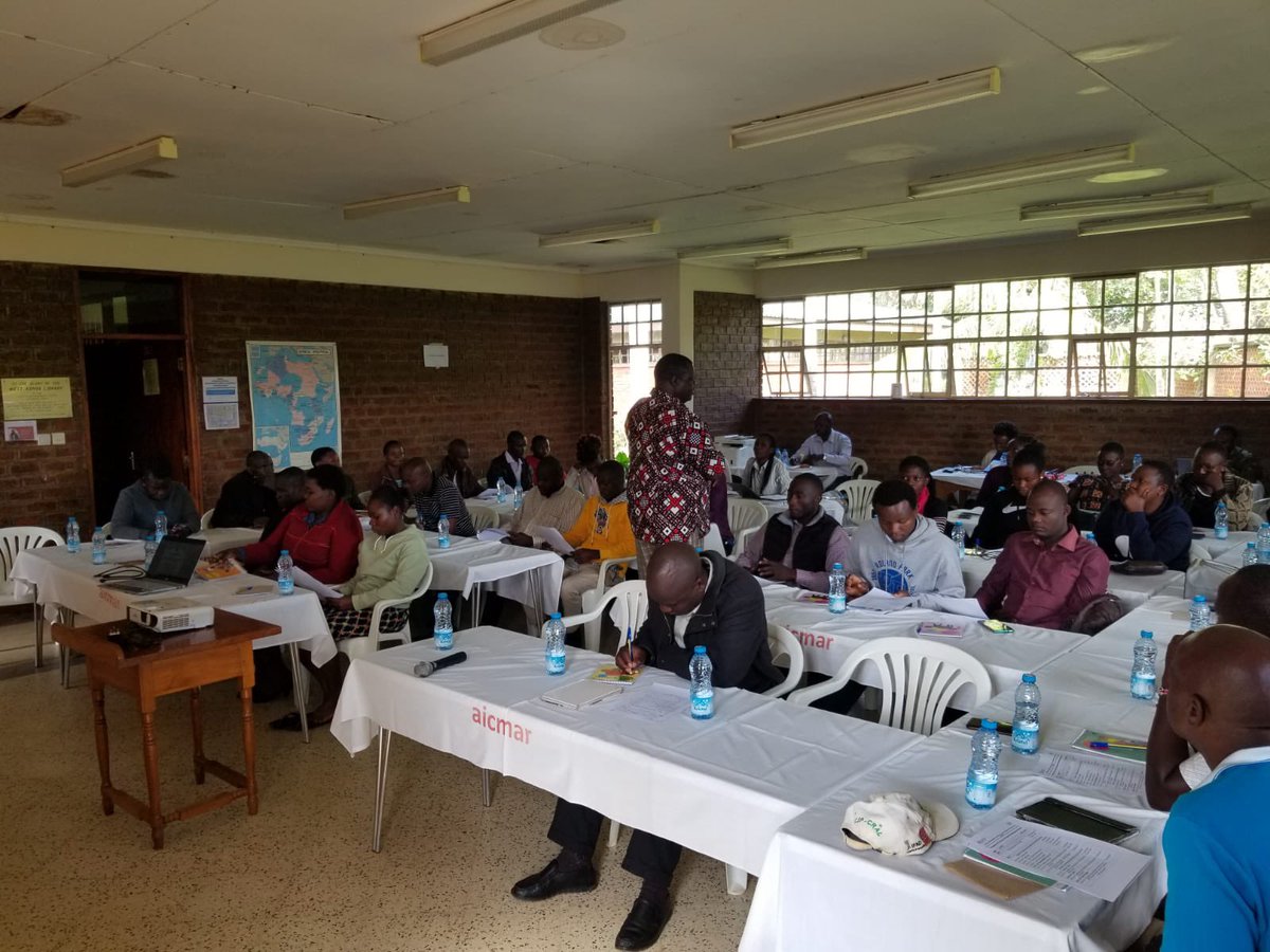 FAOKenya's tweet photo. To enhance capacities for diagnosis of pests &amp; disease of the youth in agribusiness,  through FAO-SIDA, @FAOKenya in partnership with @kalromkulima &amp; @County037 commenced a 3 day training on establishment of an Integrated Pest Management System.@Sida 
#ClimateSmartAgriculture https://t.co/IAz8cUf2bf