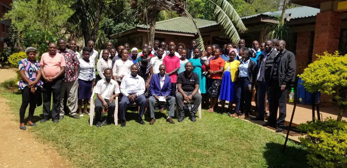 FAOKenya's tweet photo. To enhance capacities for diagnosis of pests &amp; disease of the youth in agribusiness,  through FAO-SIDA, @FAOKenya in partnership with @kalromkulima &amp; @County037 commenced a 3 day training on establishment of an Integrated Pest Management System.@Sida 
#ClimateSmartAgriculture https://t.co/IAz8cUf2bf