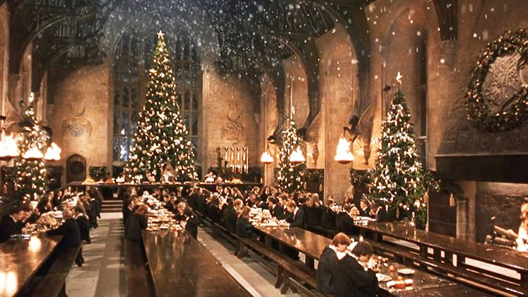 blvcom's tweet photo. 🧙 Hoy se cumplen 20 años del estreno mundial de "Harry Potter y la cámara secreta".

🪄 ¿Sabías que en televisión en abierto el primer pase fue en @la1_tve el 08/01/2006? 

⚡El largometraje obtuvo un 26.3% y 3.857.000 espectadores de media. https://t.co/J0BVMXUpVR