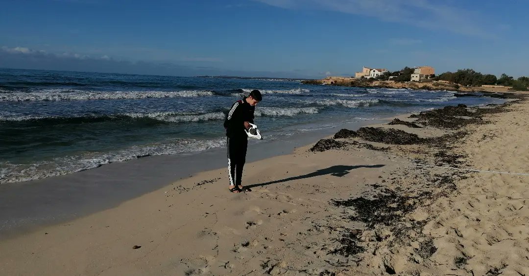 es_cda's tweet photo. Itinerari Ses Covetes-Colònia de Sant Jordi amb l'alumnat de 3rESO @ies_santamaria
Han conegut un ecosistema especial i fràgil #parcnaturalestrencsalobrar i com tenir cura d'ell. #educacioambiental #tallerrestesdeplatja #microplastics #plastics #posidonia
Gràcies 🌏💚 https://t.co/Jv41jc9bCh