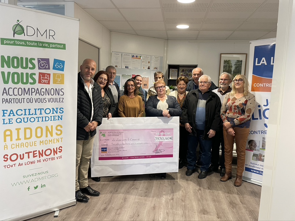 fedeADMR_82's tweet photo. #OctobreRose se clôture pour l'#ADMR de Tarn-et-Garonne avec un joli chèque remis à la @LigueCancer82 . Merci à toutes et tous pour votre investissement, bénévoles, salarié/es, clients, dans ce projet solidaire 🫶

@villemontauban @sdis82 @laliguecancer https://t.co/httXFoBOOU
