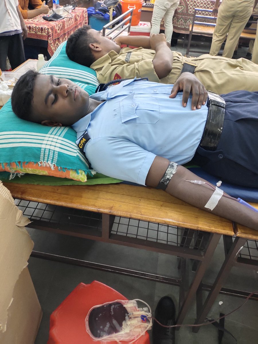 AlwynNewton's tweet photo. #75th NCC RAISING DAY, 
A MEGA BLOOD DONATION CAMP was conducted by NCC group madras 'A' on 27th nov 22 at MCC public school. 504 cadets donated blood including staff and volunteers. It was inaugurated by honorable health minister. @HQ_DG_NCC
@NCCDte_TNPAN 
@DefProdnIndia https://t.co/RrywFDJaXx