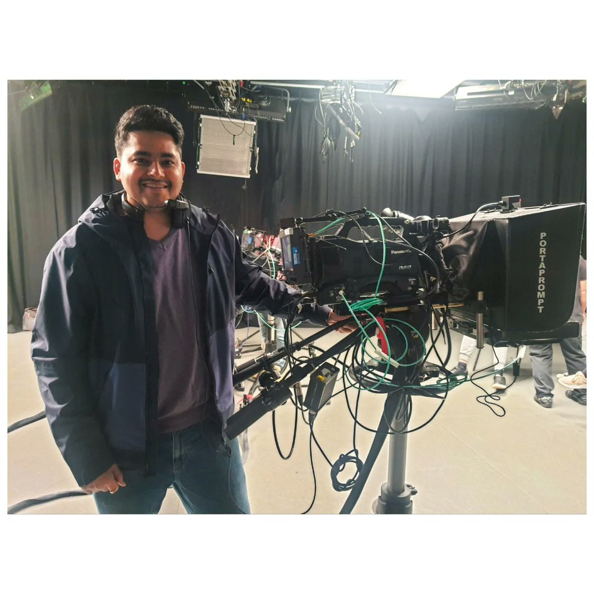cinephilerajan's tweet photo. L4_ camera training @uhftv https://t.co/oqi0ceKvtO