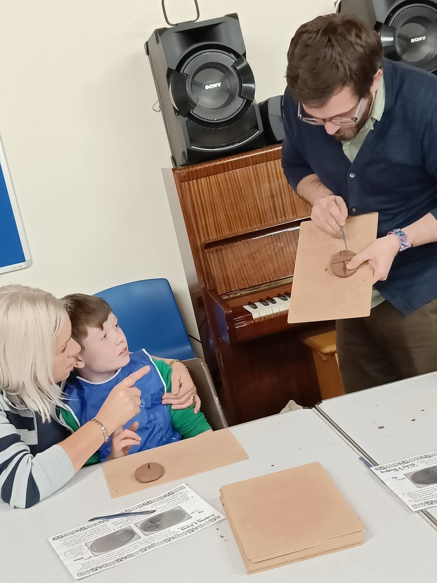 VisitCyfarthfa's tweet photo. As always, it was wonderful visiting Bridging the Gap Youth at Pentrebach for a workshop. They discovered all about Ancient Egypt this time round, making amulets out of clay. #cyfarthfa #cyfarthfacastle #museum #merthyrtydfil https://t.co/yzoJ9JVUhk