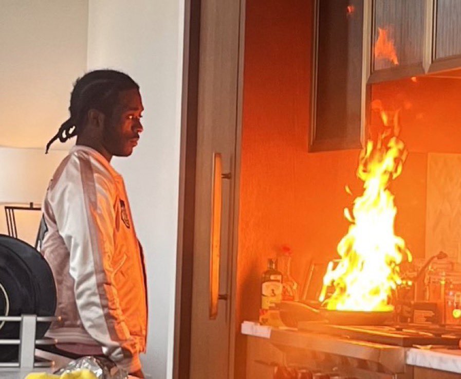 Toxic🪐 tweet media