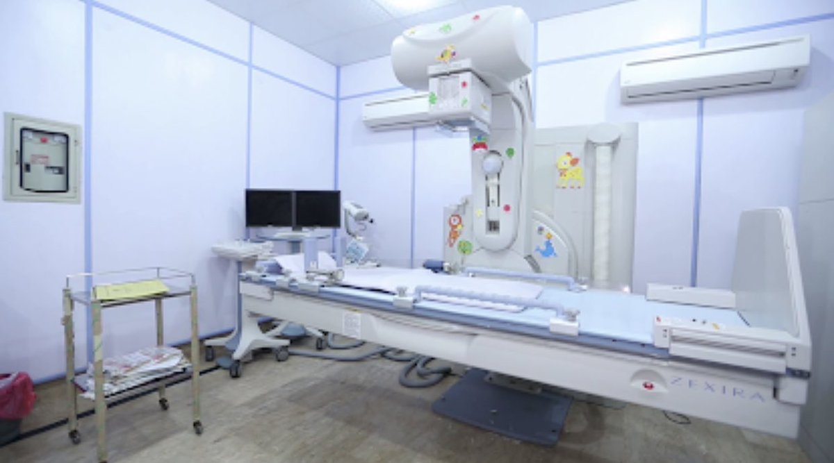 Sadoo_ji's tweet photo. Former CM Punjab Shehbaz Sharif inaugurated the extension of 150-bed Children's Hospital on 7th February 2018 completed at a cost of Rs1,929 million.The present Children's Hospital, Multan having 300 beds was made during Shehbaz Sharif’s government in 1998.
#NawazSharifZindabad https://t.co/VwS8CfBOPs