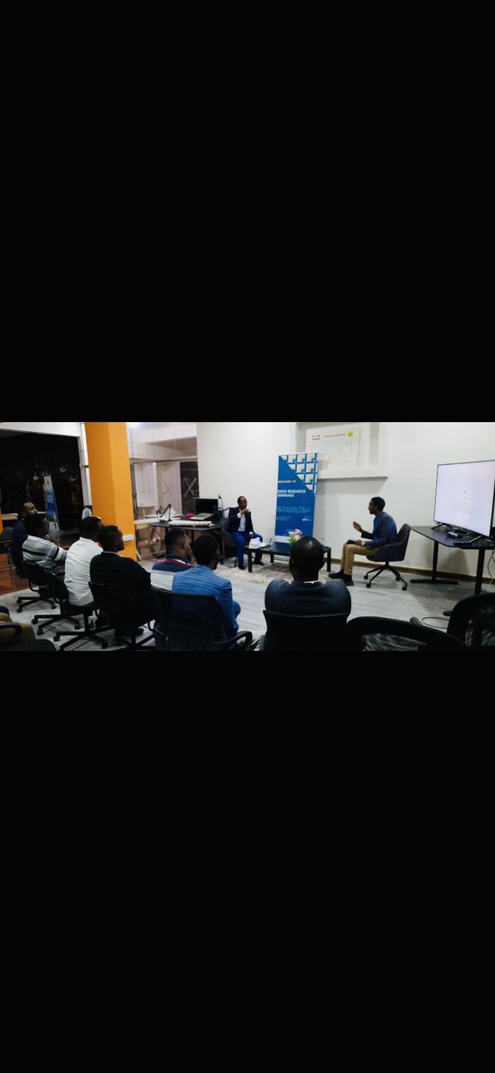 rakorcc's tweet photo. Mohamed Nouh presented his paper on the financial contributions of Somalia diaspora in eduction. A paper in working progress with lots of interesting and thought provoking themes and topics. https://t.co/yyjkgawfAB