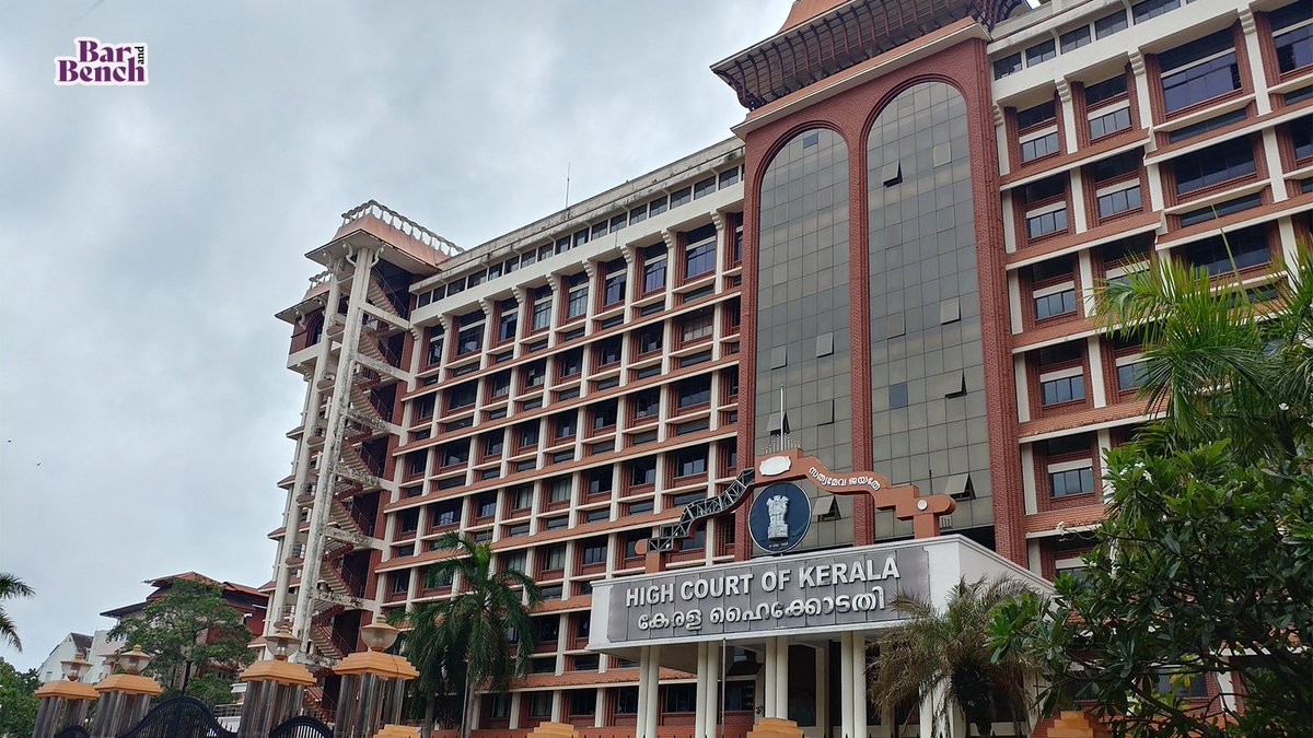 test Twitter Media - #BREAKING
Kerala High Court upholds Governor Arif Mohammad Khan's order appointing Ciza Thomas as VC in charge of the APJ Abdul Kalam Technological University. 

@KeralaGovernor https://t.co/K97o850VEu