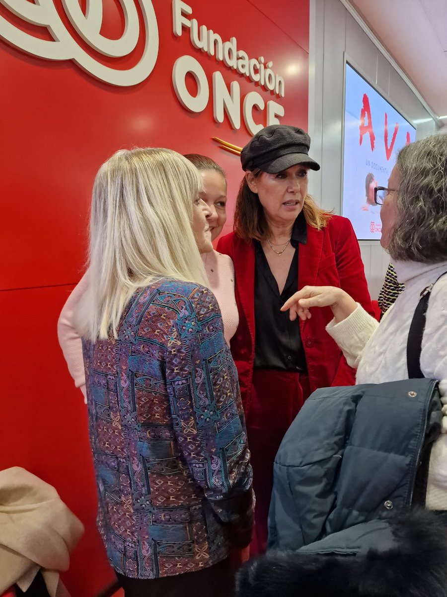 Ayer asistimos a la presentación del trailer del nuevo cortometraje de <a href="/LozanoMabel/">Mabel Lozano</a> “AVA” en <a href="/Fundacion_ONCE/">Fundación ONCE</a>, en el que aborda la #explotaciónsexual de las mujeres y menores con #discapacidad intelectual.