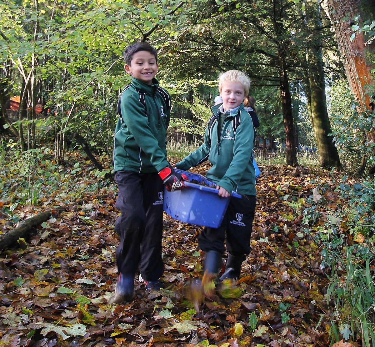 KESPreparatory's tweet photo. #Year3 have been focussing on what components make up natural habitats. They then worked to identify where and how improvements could be made to enhance habitats, before finally building a large insect hotel!
#StroudOutdoors #outdooreducation #StroudMSch #ForeverUndaunted https://t.co/v1ab4ts4eS