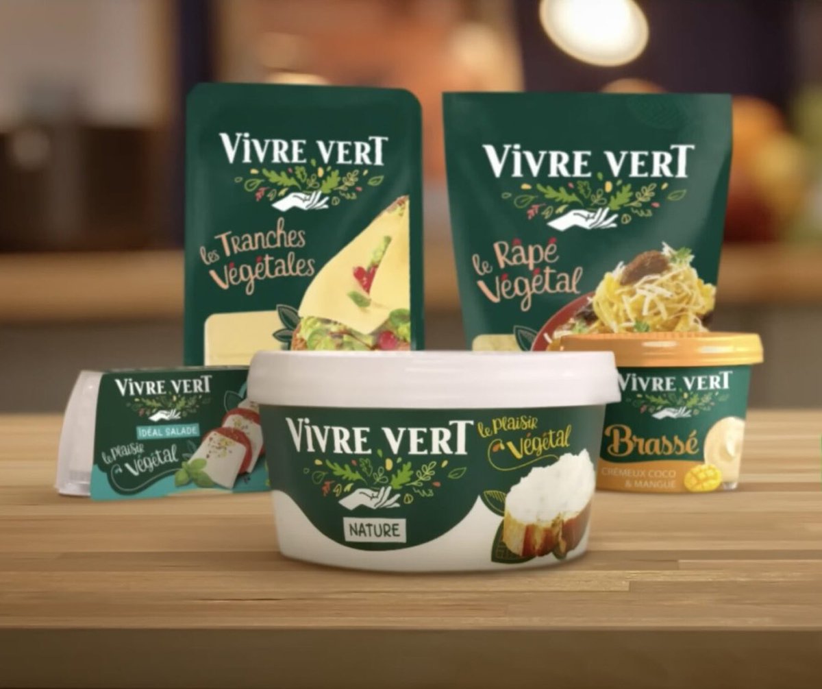 mathys_brt's tweet photo. Jérôme Madoc de @Savencia_groupe nous explique leur démarche sur les #fromagesvégétaux avec la marque Vivre Vert 🥛🧀

#AlternativeLaitière #TransitionAlimentaire

Peut-être une solution pour palier au manque d'éleveurs 🤔🐄

#OAF2022 https://t.co/3A0qy6PTtF