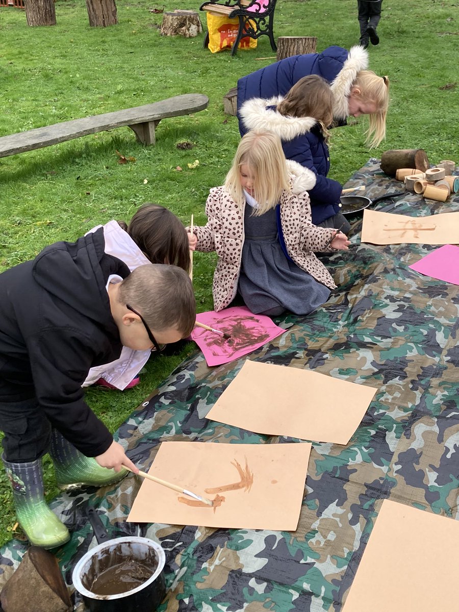 receptionatPP's tweet photo. We had great fun in Forest School today creating Mud Pictures! https://t.co/cZbf9DJRpF