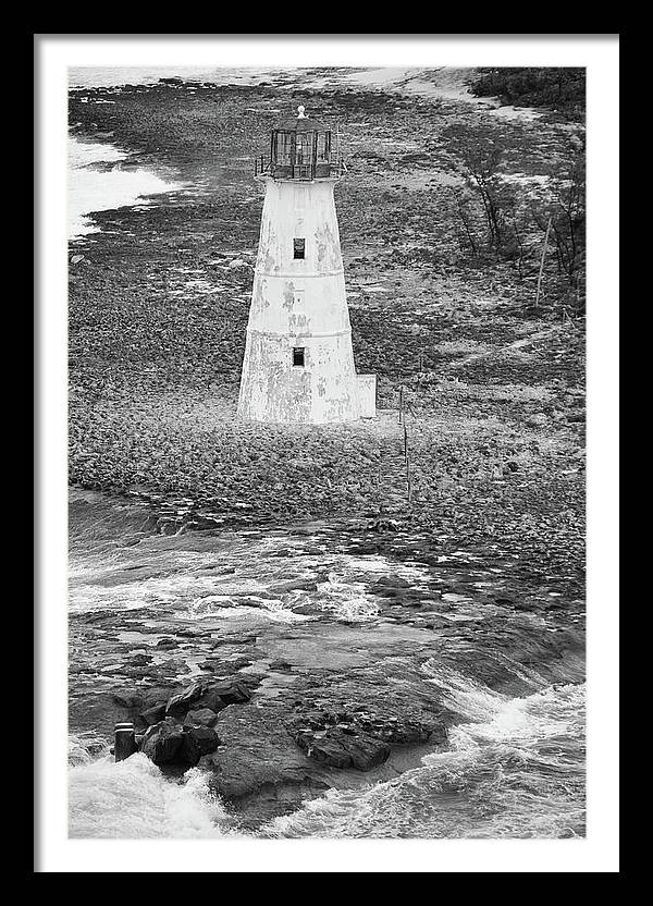 TravelPixPro1's tweet photo. 1000's of #FineART #Travel-inspired #PrintsForSale
#Prints #Store: https://t.co/sI7pSZ1ctj
#GiftIdea #BuyIntoArt #Nassau #Bahamas #BlackandWhitePhotography #TuesdayVibe

#HogIsland #Lighthouse #FineArtForSale:
Color https://t.co/ath9vNWX1g
Black &amp; White https://t.co/0PlZOdfUHS https://t.co/L23yI65lDA