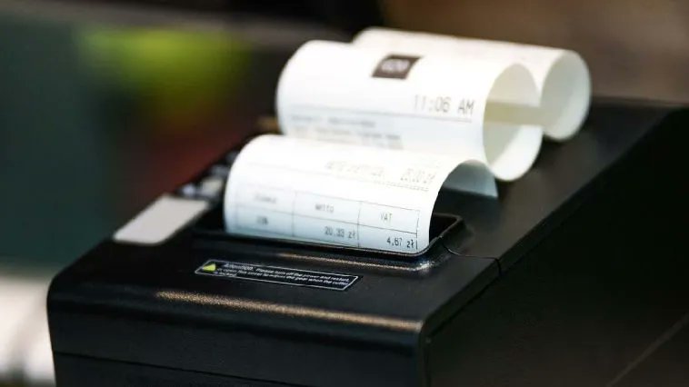 cdjellal's tweet photo. Tickets de caisse : voici les changements à prévoir en 2023 ! https://t.co/UAbv7NcRGr https://t.co/O4FBnpsXX9