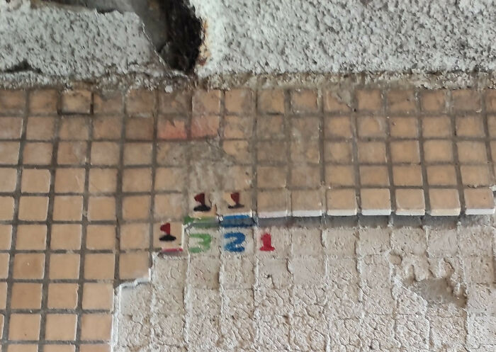 GameTrip_net's tweet photo. Quand t'es carreleur et gamer #retrogaming #gametrip #oldies https://t.co/MXXZVzmPtn