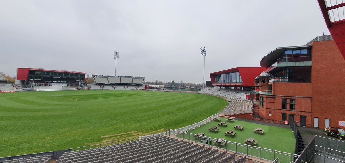 mbatestracey's tweet photo. Day 1 of the @stadiumbusiness Design & Development Summit here at @EmiratesOT
Looking forward to catching up with industry partners and learning about what the future holds for stadia and venues. #TDS22 #stadia #architecture @FWPGroup https://t.co/u1N5NZzhho