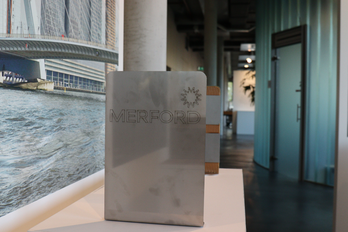 Samenwerking convenant getekend tussen de opleiding Bedrijfskunde en Leerwerkbedrijf  Merford
Een mooi moment die in het teken staat van een structurele en intensieve samenwerking. 
#samenwerking #bedrijfsleven #studenten #hogeschoolrotterdam #businessschool