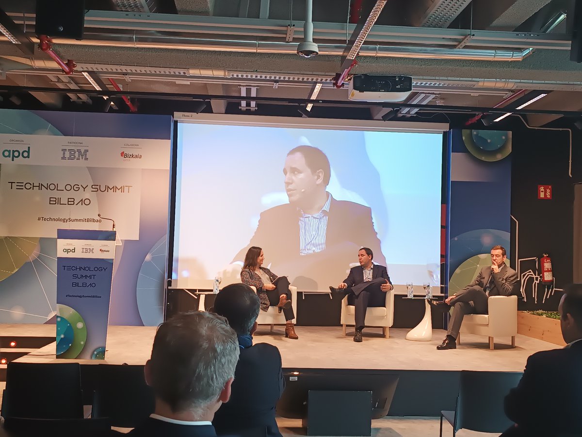 ItxasoGarciaRio's tweet photo. Arrancamos la segunda parte de la jornada con la #Ciberseguridad, porque la transformación digital debe ser segura… o no será. Participan Koldo Valle de @GrupoElecnor, Álvaro Fraile de @ibermaticagrupo e Isabel Tristán de @IBM_ES. https://t.co/IhXn3Sh2AX