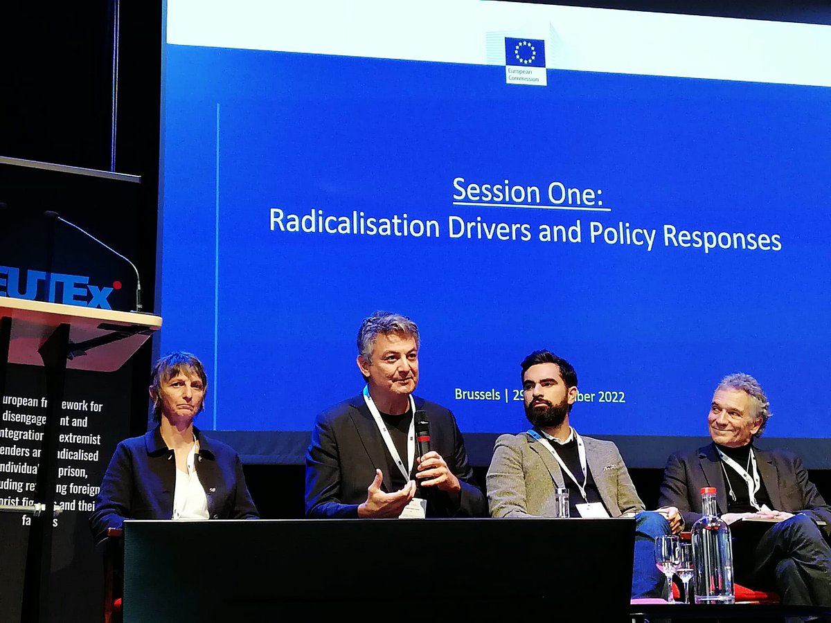 giuseppe_ursino's tweet photo. Pleasant my participation now in #Brussels as a speaker at the #CERIS workshop on #radicalisation organised by #DGHOME, together with #DGRTD and #REA as CEO of PMF Research for the European project #PRECOBIAS financed by the #InternalSecurityFund 👍 https://t.co/Rj8VnNsz7i