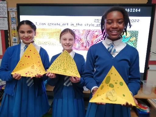 ststephenscps's tweet photo. Don't adjust your screen, or rub your eyes....the dots you are about to experience are art! Year 6 have been creating art in the style of Japanese artist Yayoi Kusuma. #Year6 #Art #Japan #WorldCupWeek 🇯🇵 https://t.co/SJ6mpZk0Vu