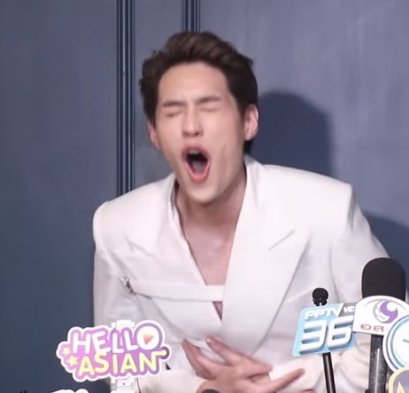 ไม่แปลกใจล่ะ ทำไมเค้าอยู่แก๊งค์เดียวกันได้ 5555555555555555 
#นายใบเฟิร์น
#บิวกิ้น #bbillkin