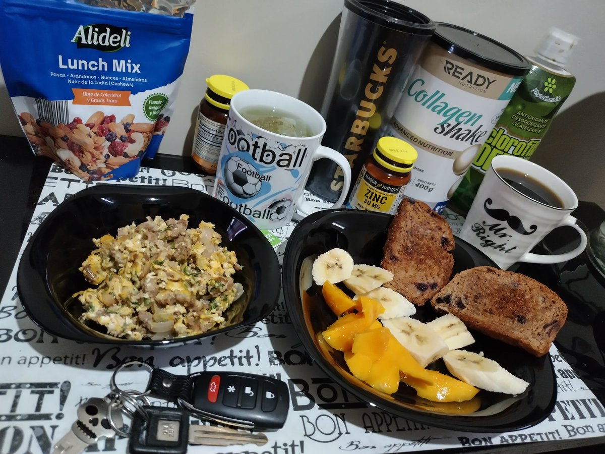 Andy91006979's tweet photo. You are what you eat! 🍌🍳🍵☕ #tuesdayvibe #breakfast #mood #Guayaquil #Ecuador https://t.co/AL8EvJJWVr