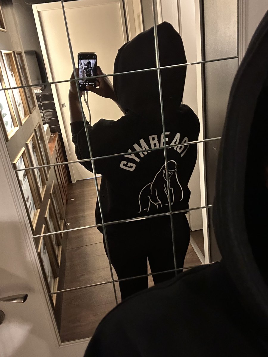 FlaviaaTee's tweet photo. my brand @gymbeastfitnessuk IG🖤 https://t.co/KMFSv6wJxo