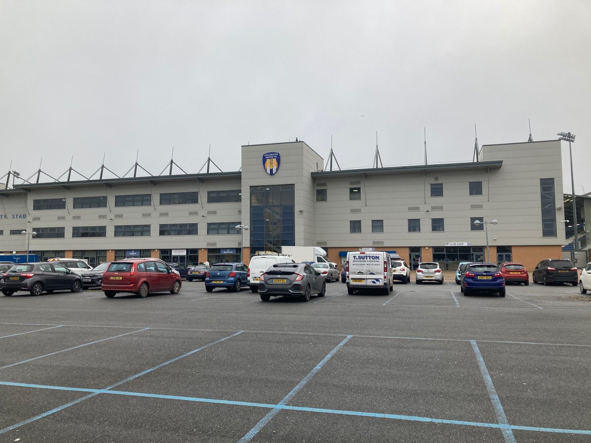 SteveOLast's tweet photo. Really pleased that @ESNEFT_EFM Team are represented at today’s Careers Fair at @ColU_Official 👍🏻#Estates #ESNEFTCareersFair https://t.co/CgNNFUvm7k