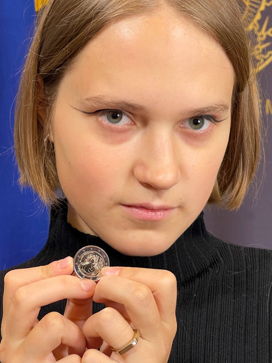 EestiPank's tweet image. The two-euro coins dedicated to Ukraine and Freedom go into circulation in Estonia and Europe today. By buying a coin card you can help 🇺🇦 fight for freedom as the money from your purchase will be given to Ukraine. Slava Ukraini! 🇪🇪❤️🇺🇦
eestipank.ee/en/press/two-e…