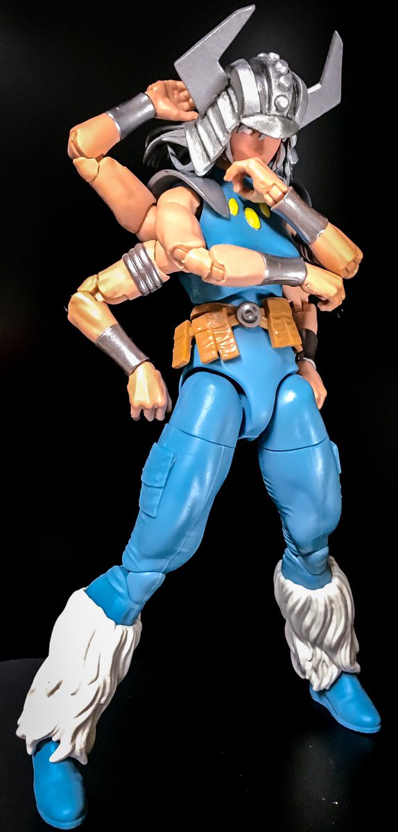 マーベルレジェンドのスパイラル、とりあえずインストカードイラストっぽいポーズとか。構えは足首が柔らかくてなかなか難しい…(h 