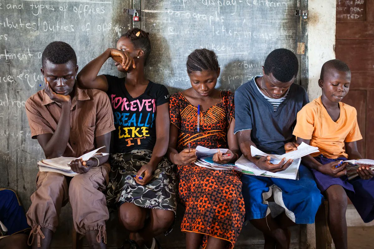It’s Giving Tuesday! Donate NOW to EducAid on our campaign page for the Big Give Christmas Challenge 2022 and your donations will be doubled. Support EducAid, support Education in SierraLeone!
buff.ly/3Vi7QW9
