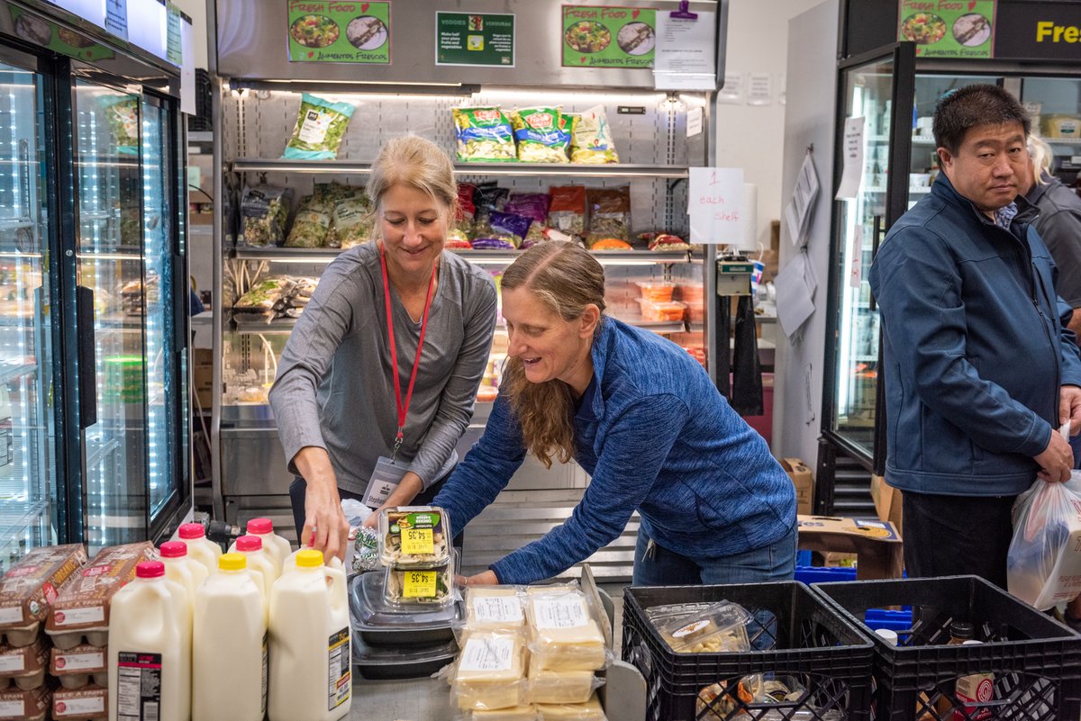 This #GivingTuesday, we're reaching out to you, our community, to help us fill 800 carts with nutritious food and household supplies. A gift of just $50 fills a cart and saves families $160. That makes a difference.

Let's fill these carts!

bit.ly/PRC-GT2022
