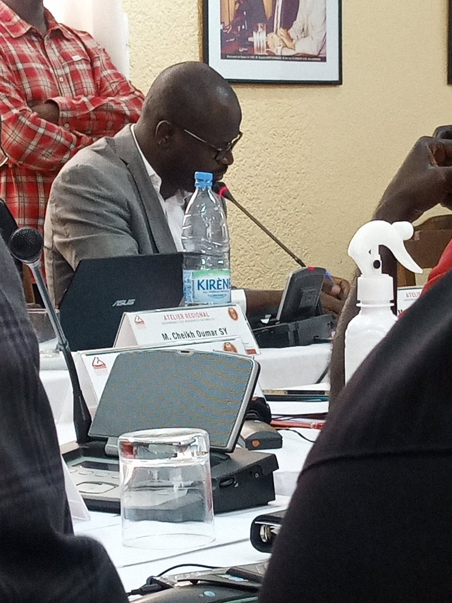 guissey's tweet photo. "La floraison d'institutions est une réalité mais cela ne doit pas être un handicap pour les OSC à trouver la bonne stratégie" selon Souleymane Sene #Thepowerofdialogue #Gorin @GoreeInstitute https://t.co/aN0LuAfk0H