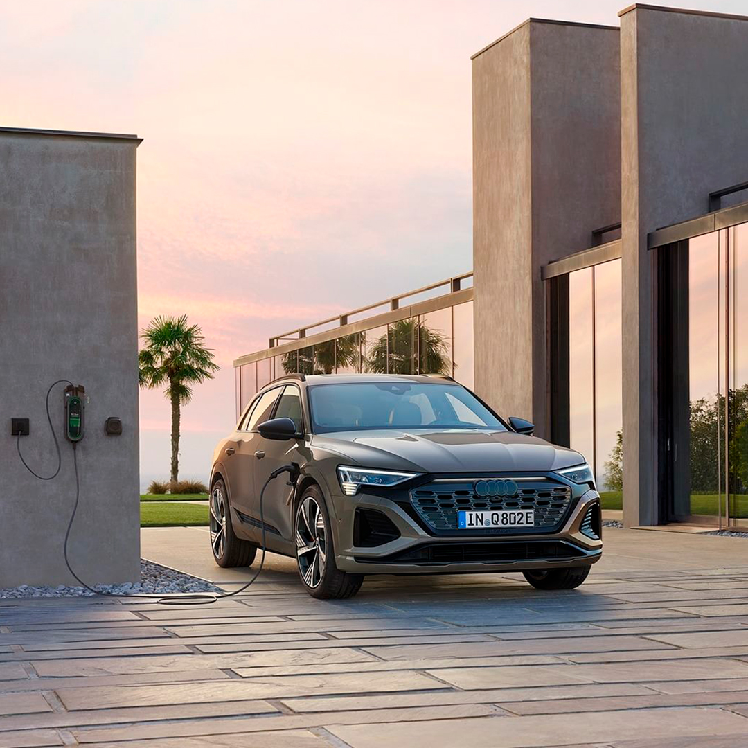 Audi_LW's tweet photo. Nuevo Audi Q8 e-tron.🔋⚡ Sofisticación eléctrica.🙌🏻

#Audi #Q8etron #Valencia #AudiLevanteWagen https://t.co/C5xFup32YW