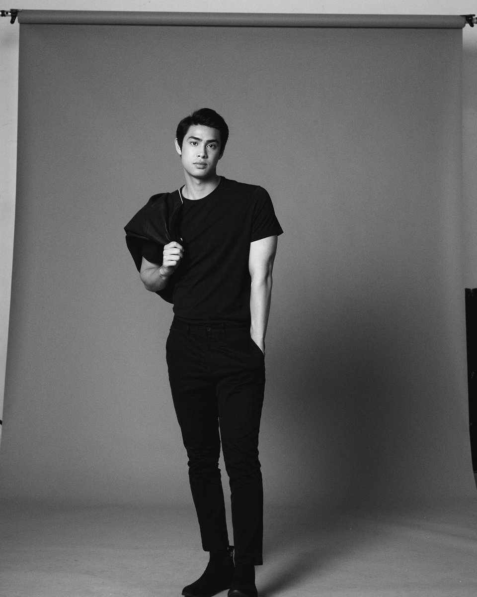 bllmrno's tweet photo. DAYUUUM #DonnyPangilinan https://t.co/tbCNSKT4Pa