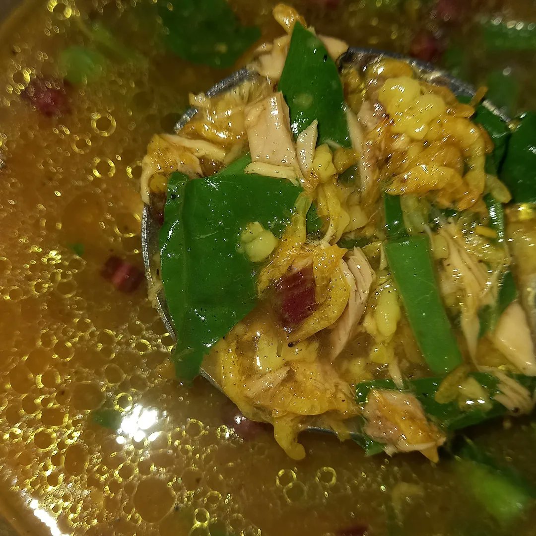 ChefRumbie's tweet photo. Fish &amp; Oatmeal Soup

#fishsoup #fish&amp;oatmealsoup
#oatmeal #soup
#chefselection
#mealplanning #catering #cateringservice #chefslife #chefsoninstagram #chef #recipedeveloper #mealplanner #footography #scoffbag #togoordersavailable #femalechefs #africanchef #zimchefsOG https://t.co/MApY45pKz2